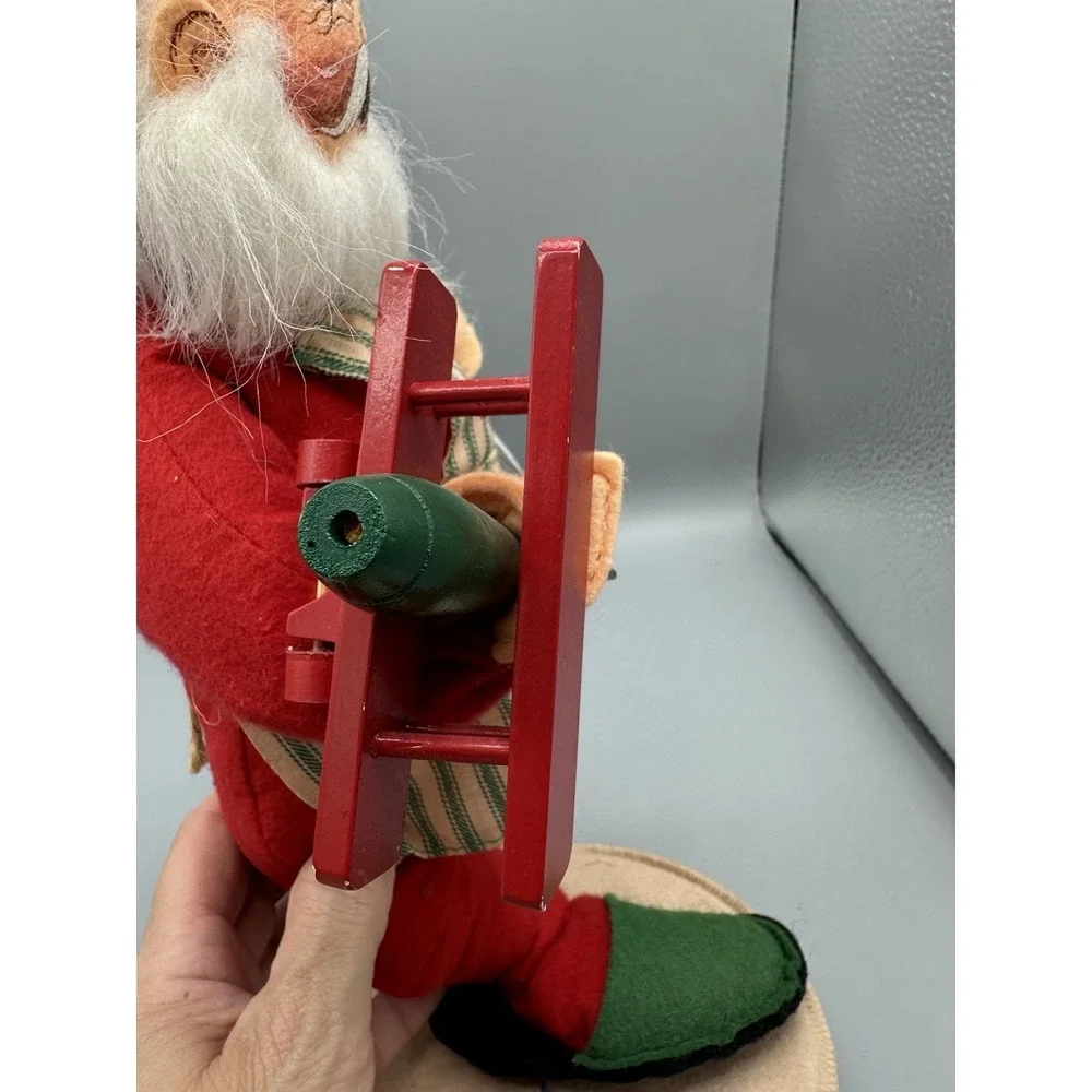Vintage 1996 Annalee Doll Santa Claus Painting Toy Boat Apron, 12